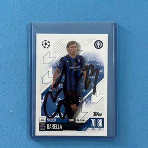 Nicola Barella signierte Match Attax Karte mit COA