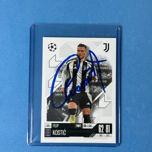 Fillip Kostic signierte Match Attax Karte mit Echtheitszertifikat