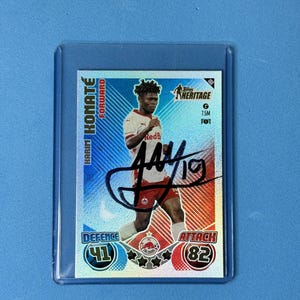 Handsignierte Match Attax Karte mit COA von Karim Konate