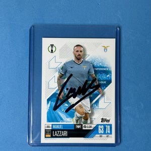 Manuel Lazzari signierte Match Attax Karte mit COA