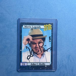 Tarjeta coleccionable firmada 'Movie Legends' de John C. Reilly con certificado de autenticidad