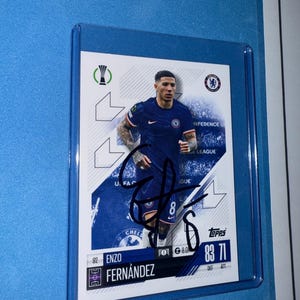Enzo Fernandez signierte Match Attax Karte mit COA