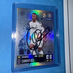 Eduardo Camlavinga Signierte Match Attax Karte mit COA