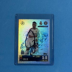 Vinicius Jr signierte Match Attax Karte mit COA