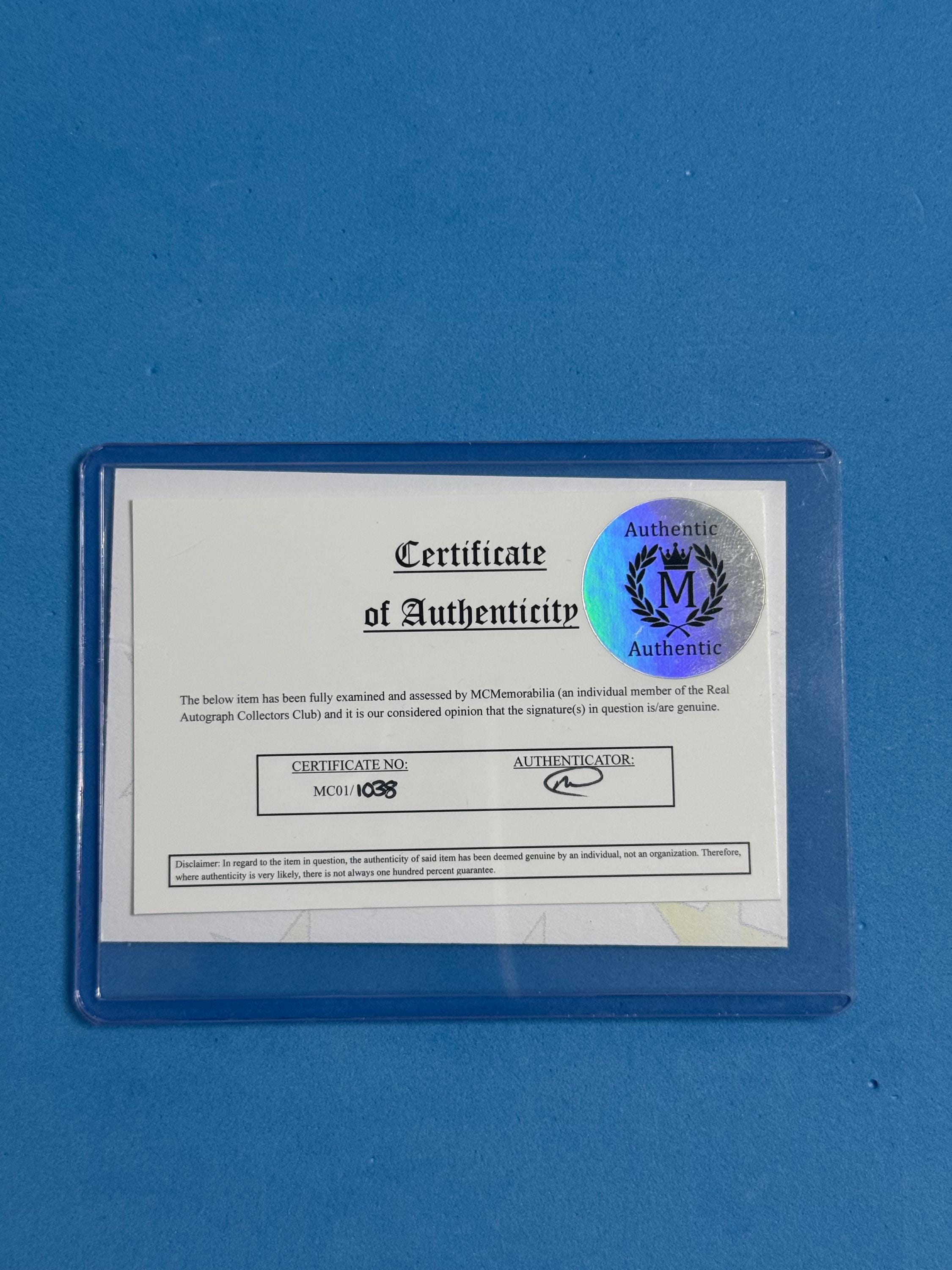 レオナルド・ディカプリオ直筆サイン入りコレクターズアイテム