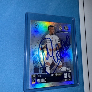 Eder Militao signierte Match Attax Karte mit COA