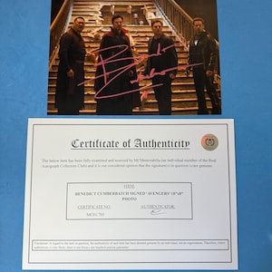 Benedict Cumberbatch Signed &#39;Avengers&#39; 10&quot;x8&quot; Photo with COA