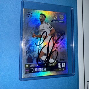 Aurélien Tchouaméni signierte Match Attax Karte mit Echtheitszertifikat