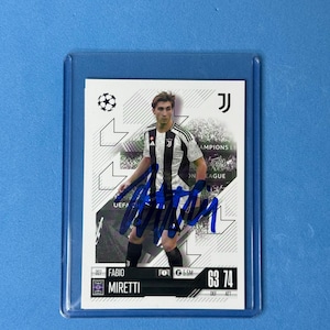 Fabio Miretti signierte Match Attax Karte mit COA