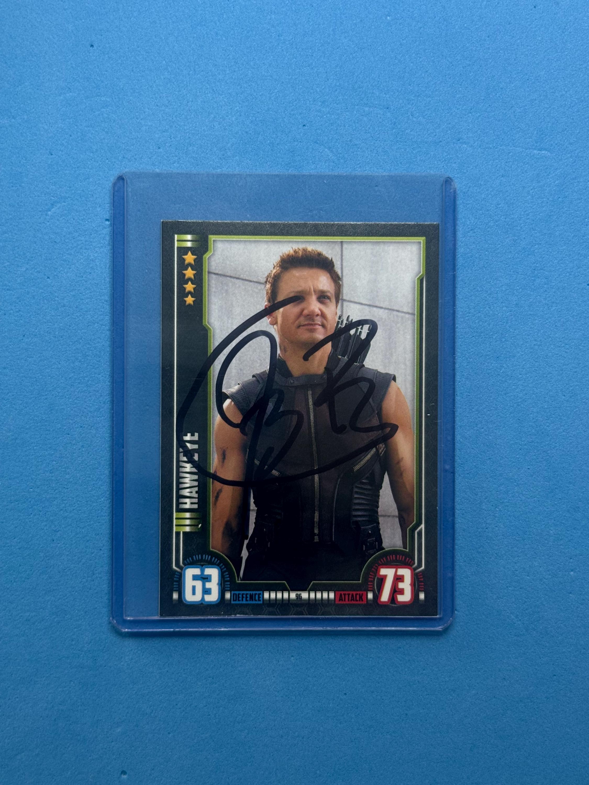 ジェレミー・レナー直筆サイン入りヒーロー・アタックスカード（COA