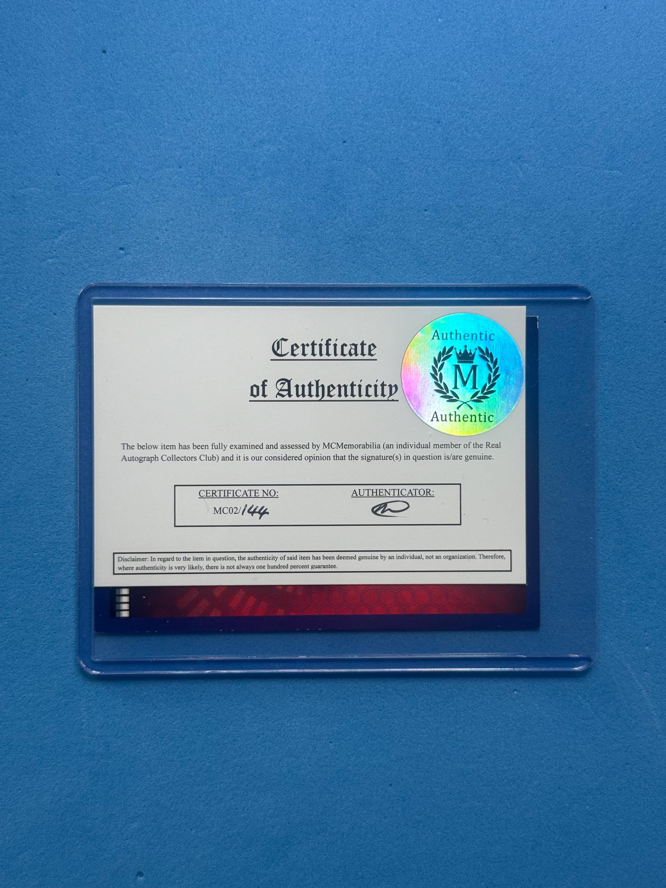 アンソニー・マッキー直筆サイン入りヒーロー・アタックスカード（COA