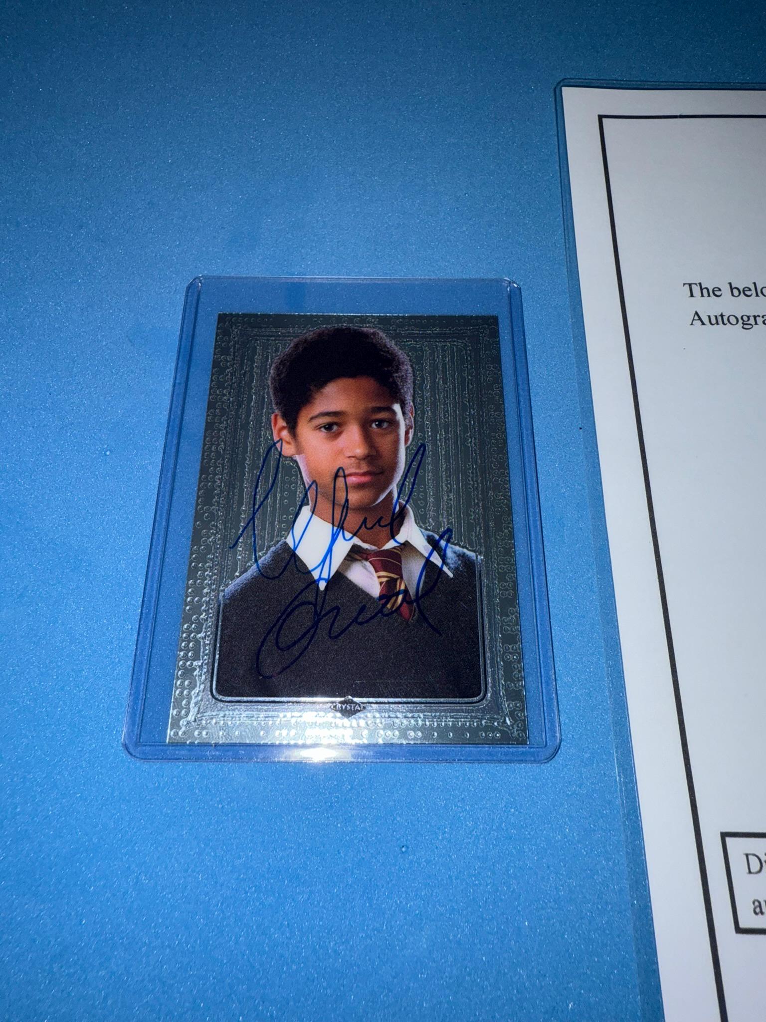 アルフレッド・イーノック「ディーン・トーマス」のサイン入りハリー