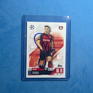 Granit Xhaka signierte Match Attax Karte mit COA