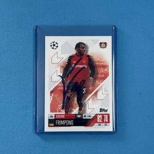 Jeremie Frimpong signierte Match Attax Karte mit COA