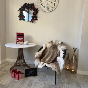 Reindeer Hide Exclusive Unique Giant Size 135 x 94 cm Reindeer Skin Scandinavian Style Reindeer Rug Rentierfell Peau de Renne Pelle renna