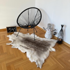 Reindeer Hide Giant 137 x 106 cm Authentic Nordic Decor Reindeer Skin Scandinavian Style Reindeer Rug Rentierfell Peau de Renne Pelle renna