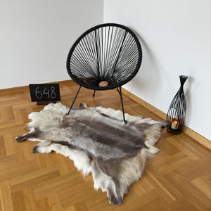 Rare Reindeer Hide Giant 120 x 108 cm Authentic Nordic Decor Reindeer Skin Scandinavian Reindeer Rug Rentierfell Peau de Renne Pelle renna