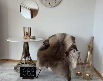 Reindeer Hide Giant 130 x 108 cm Authentic Nordic Decor Reindeer Skin Scandinavian Style Reindeer Rug Rentierfell Peau de Renne Pelle renna