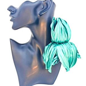 Vibrant Fabric Iris Brooch: Statement Piece for Your Jacket