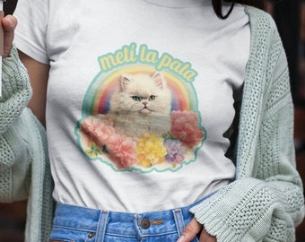 Metí La Pata / Latinx Humor / Kitschy Kitten / Latina Shirt / Latinx Shirt / En Español / Vintage Art / Spanish / Camiseta manga corta Jersey