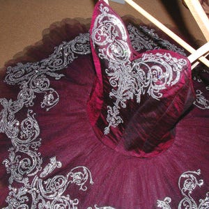 Downloadable Classical Tutu Pattern - Complete Professional Style Tutu: Bodice, Pants, Basque, Skirt-Cutting Recipe