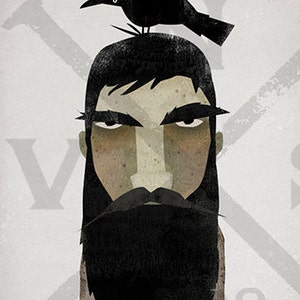 Puede incluir: Una ilustración digital de un hombre con una larga barba negra y un cuervo negro posado en su cabeza. Lleva una camisa blanca con rayas rojas y tiene una expresión seria en su rostro.