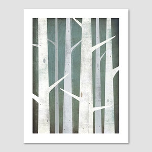 Puede incluir: Impresión de arte abstracto con una escena de bosque estilizada con abedules blancos sobre un fondo azul verdoso.