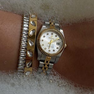Women's Watch - Luxury Watch - Stainless Steel watch - Gold watch , Silver watch -  Adjustable Strap - Perfect Valentine's Day Gift - Gift -