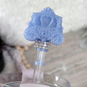Ice Blue Princess Carriage Straw Cap Cover with Rhinestones for Stanley Tumbler Accessories for Straw Topper Decor Cup 10mm Straw Buddy