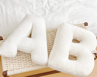 Cojín personalizado con letra hecho a mano, cojín decorativo con monograma personalizado, cojín con inicial hecho a mano, cojín decorativo personalizado para el hogar