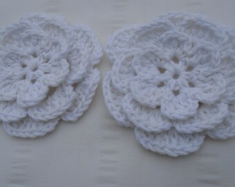 Crocheted flowers set of 2 appliques 4 inch embellishment motif white