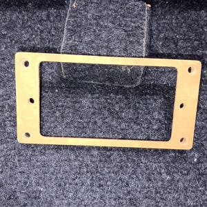Humbucker Tonabnehmer Ring CNC geschnitten aus naturfarbenem Richlite