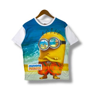 Rare!! MINIONS PARADISE Cartoon Fullprint Graphic Tee Shirt Large Fits Medium Size