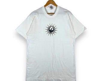 Rare!! Vintage 90's DRAGON Skateboards Logo Tee Shirt Large Size