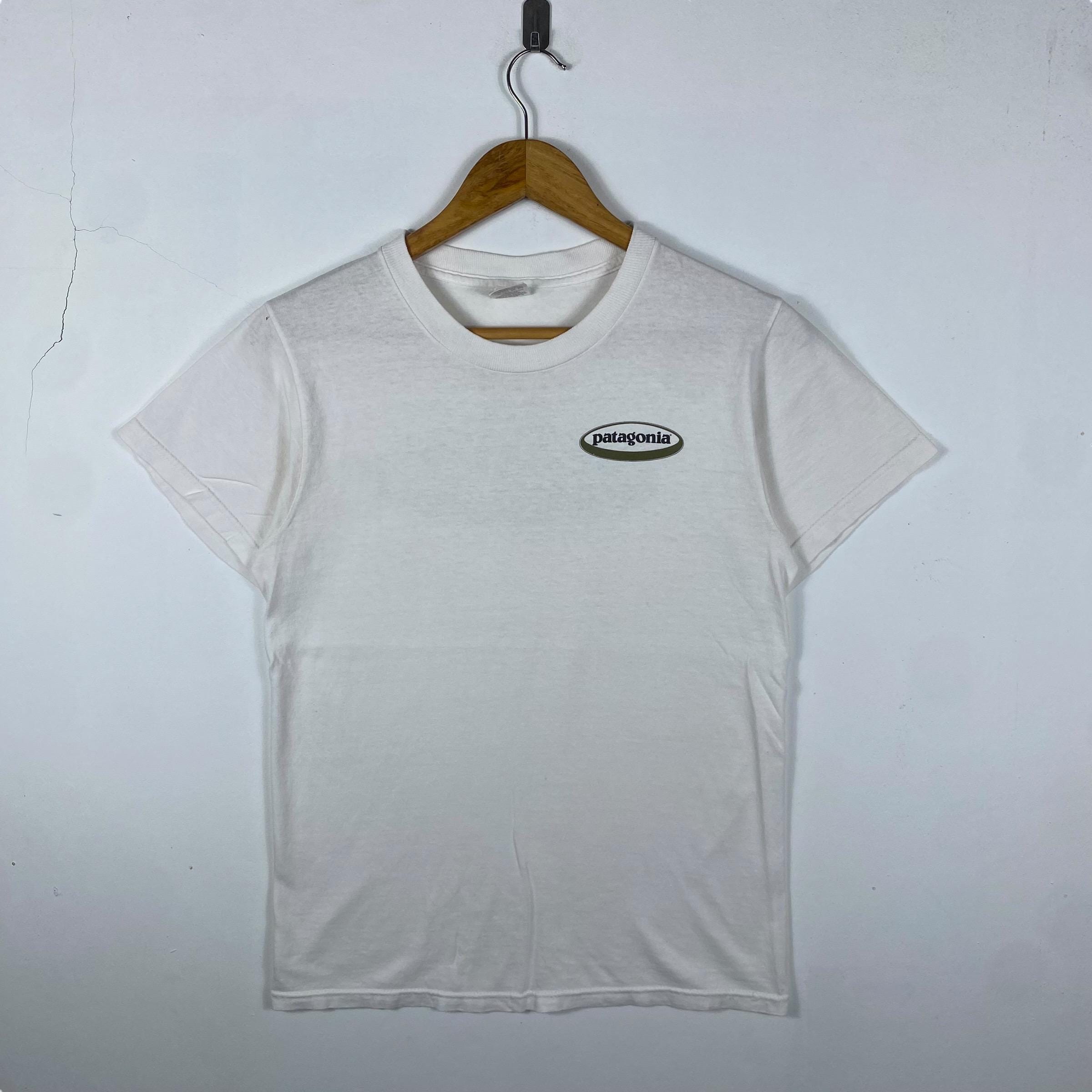 Rare!! Vintage 00's PATAGONIA Logo Graphic Tee Shirt Small Size