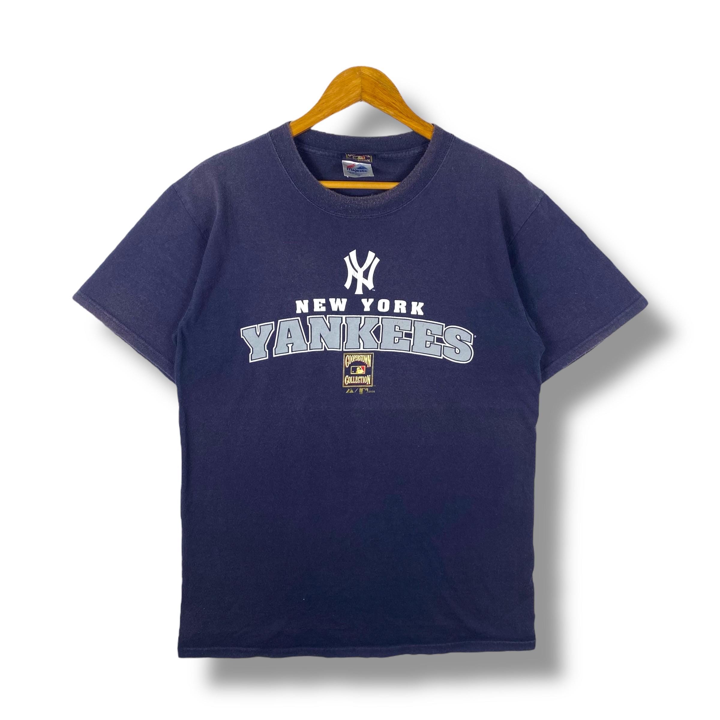 Rare!! Vintage 00's NEW YORK YANKEES Cooperstown Collection Faded