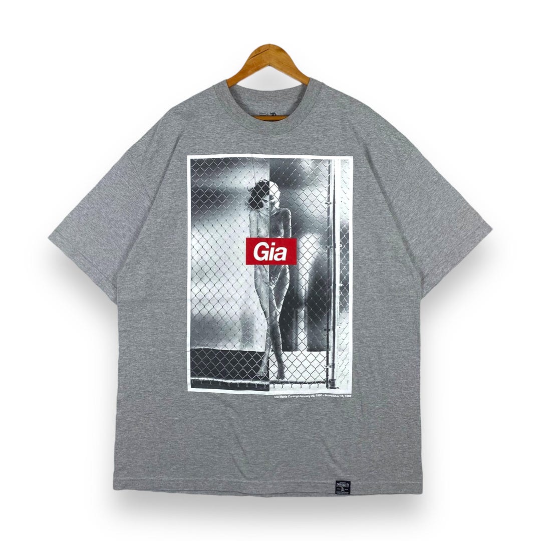 DISSIZIT! Gia Tシャツ　Gia Marie Carangi Rare!! Dissizit GIA MARIE CARANGI American Super Model
