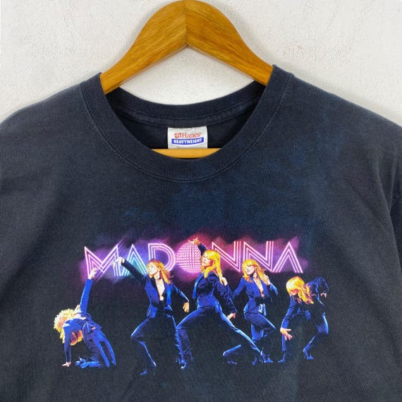 マドンナ 　Confessions Tour　大阪 京セラドーム公演　Tシャツ マドンナ Confessions Tour 大阪 京セラドーム公演 Tシャツ