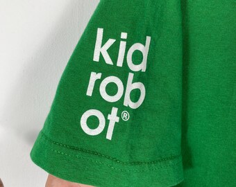 Rare!! Vintage 00's KID ROBOT MUNNY World Toys Graphic Tee