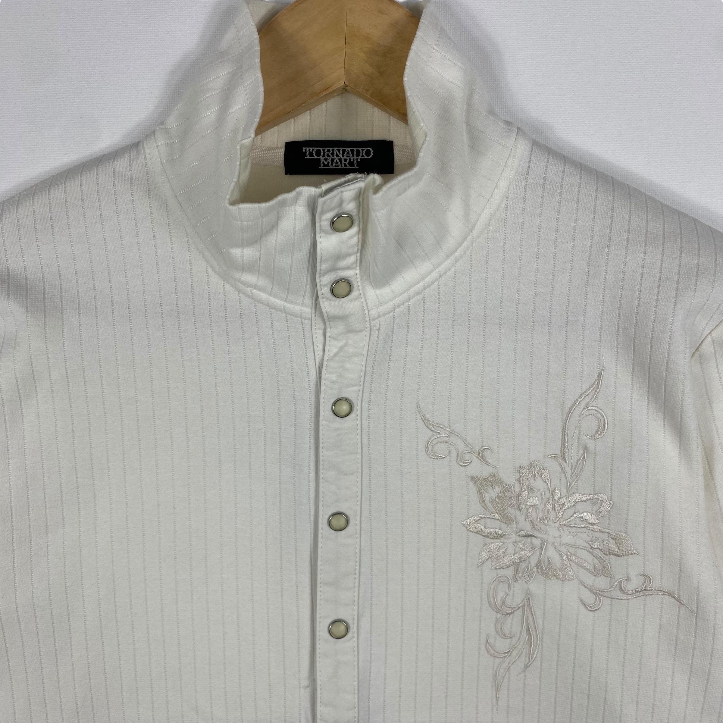 Rare!! TORNADO MART Embroidery Flower Snap Button Women Sweater 