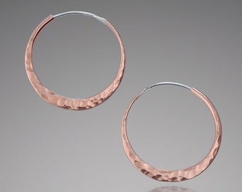 Extra Small 1 inch Copper Hoop Earrings • Tiny Hoop Earrings • Delicate Minimalist Copper Hoops • Lightweight Hammered Copper Earrings