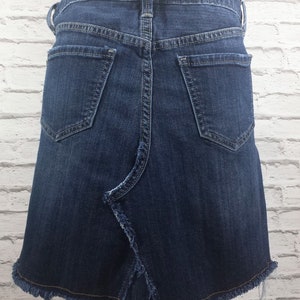 Women's Size 4 Jean Skirt Distressed Denim Jean Skirt Frayed Hem Button Fly Skirt Unique Skirt From Boyfriend Jeans Free Shipping image 7