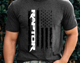 Camiseta Ford Raptor / Camiseta Raptor con la bandera estadounidense / Regalo para el dueño de una Raptor / Camiseta con estampado de camioneta desgastada / Regalo patriótico para amantes de las camionetas