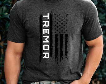 Camiseta Ford Tremor / Camiseta Tremor con la bandera estadounidense / Regalo para el dueño de una Tremor / Camiseta todoterreno desgastada / Regalo patriótico para él con temática de camioneta