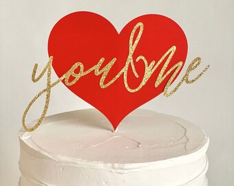 あなたと私の赤いハートのケーキトッパー、スイートハートのケーキトッパー、バレンタインデーのケーキトッパー、ウェディングケーキトッパー