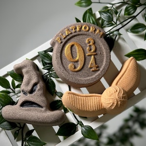 The Wizard  Bath Bomb Set: Platform Bomb Flying Bomb   Hat - Vegan, Handmade