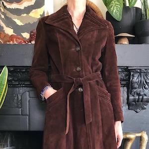 Vintage Brown Suede Leather Trench Coat: 80s Style Outerwear