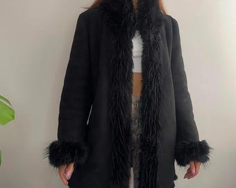 Women Black Suede Penny Lane Coat, Boho Afghan Shearling Coat, Vintage 70s Style Fur Trim Jacket, Retro Winter Outerwear Gift for Her