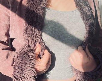 Płaszcz damski lata 70 brązowy zamsz Penny Lane vintage kożuch średni retro boho hippie festiwal zimowy idealny prezent