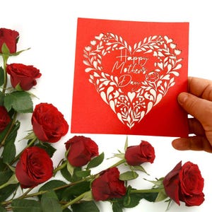 Blank  Happy Mother's Day card.  Carte sans texte Bonne fête des mères- English or French - pink or red